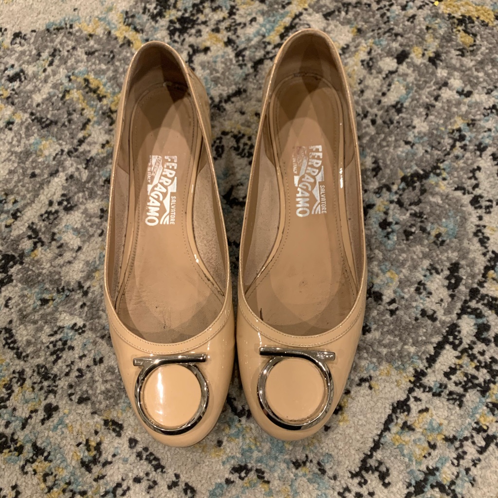 Authentic Nude Ferragamo Classic Flats